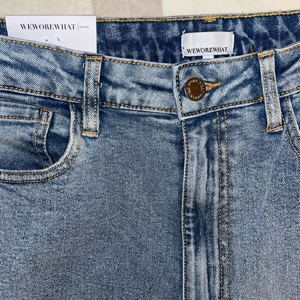 NEW WITH TAG WOMEN’S SIZE 30 STRETCH WEWOREWHAT SLIT HEM JEAN IN LIGHT VINTAGE - Picture 8 of 10